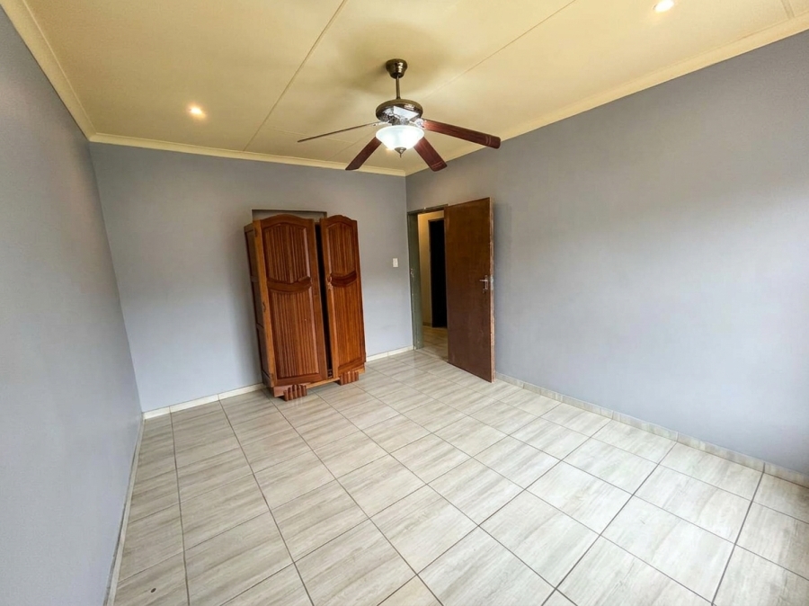 To Let 4 Bedroom Property for Rent in Sasolburg Ext 12 Free State